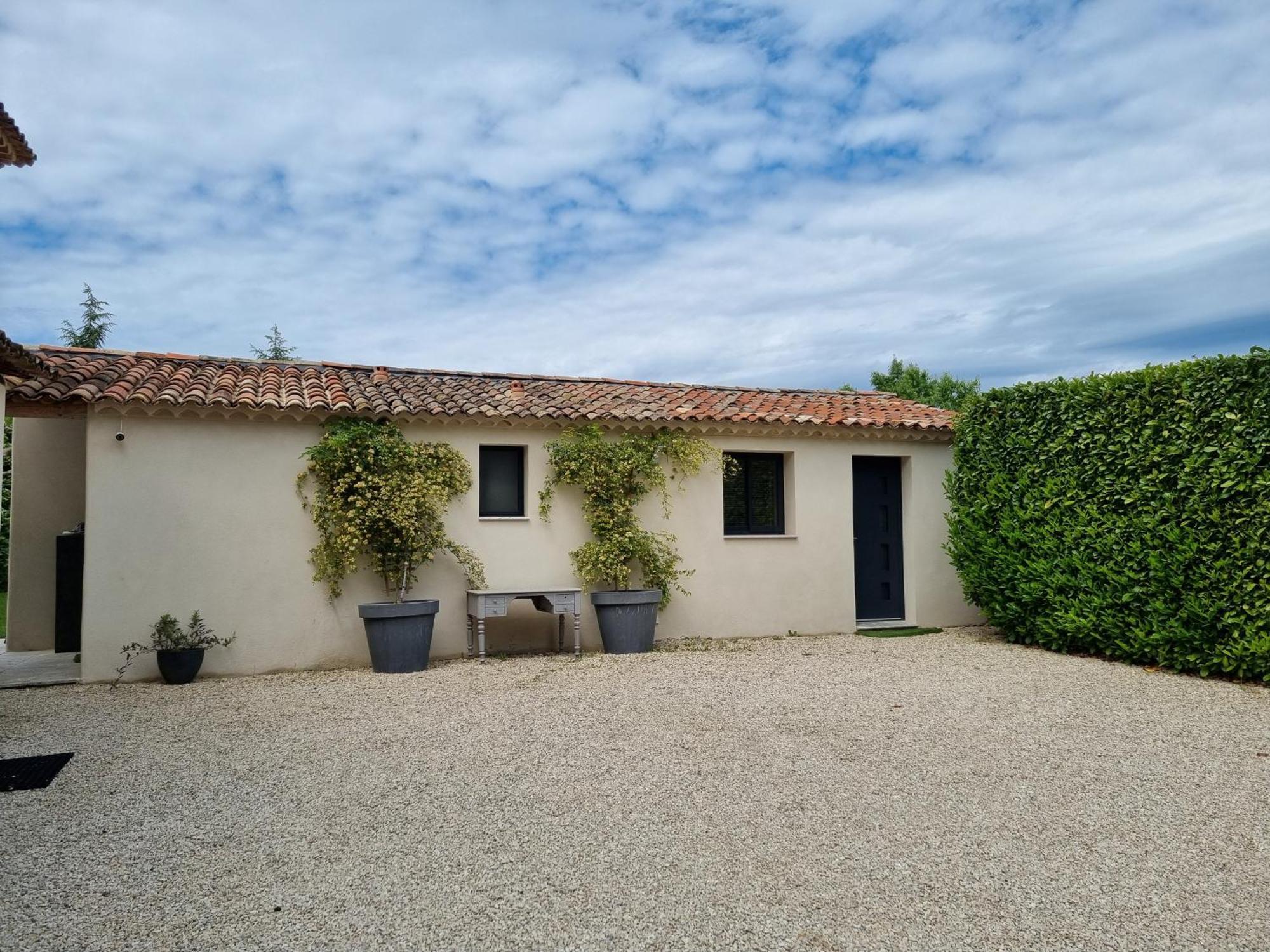 Petit Nid Douillet En Luberon Avec Spa Ansouis Eksteriør bilde